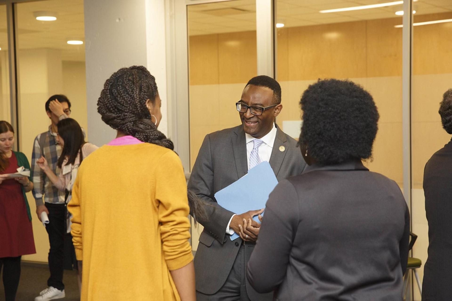 Dr. Ben Vinson III speaks with students