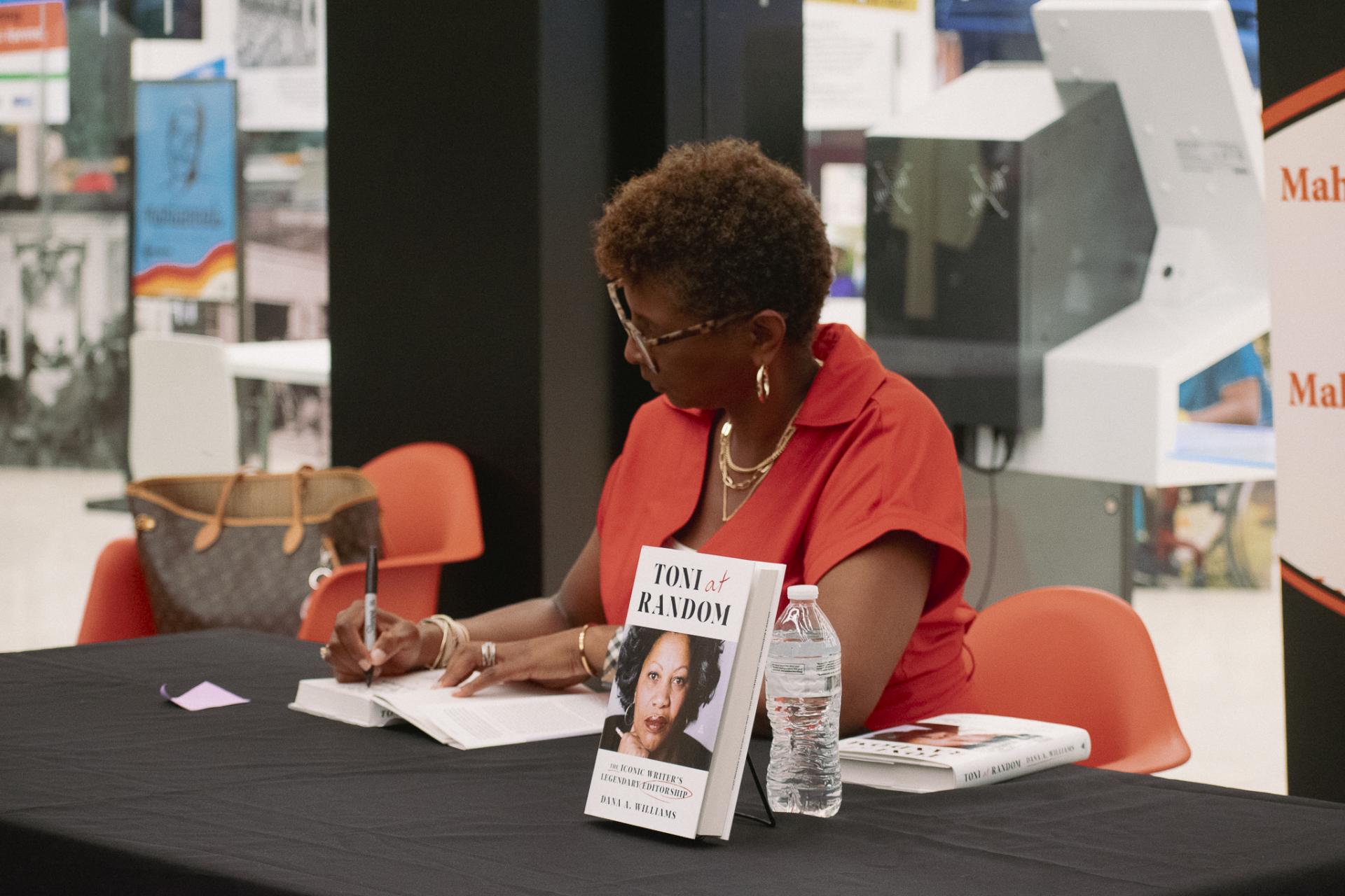 Dean Dana Williams signing copies of Toni at Random