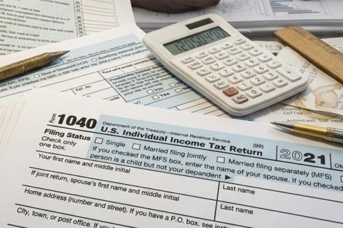 tax_season_documents_image