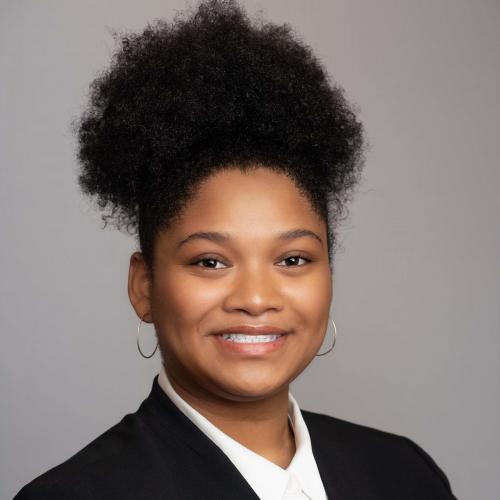 Gabrielle Walker head shot