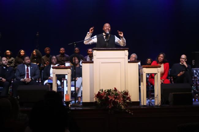 Rev. Cecil Duffie at 1/12 Chapel Service