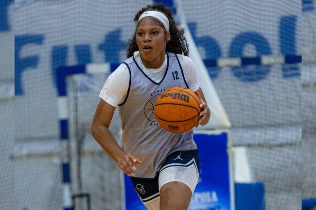 Women's Basketball Schedule - Hero Image 