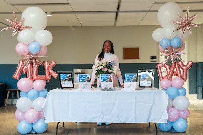 Jack and Jill Welcome Table 