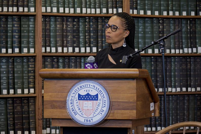 Sen. Angela Alsobrooks