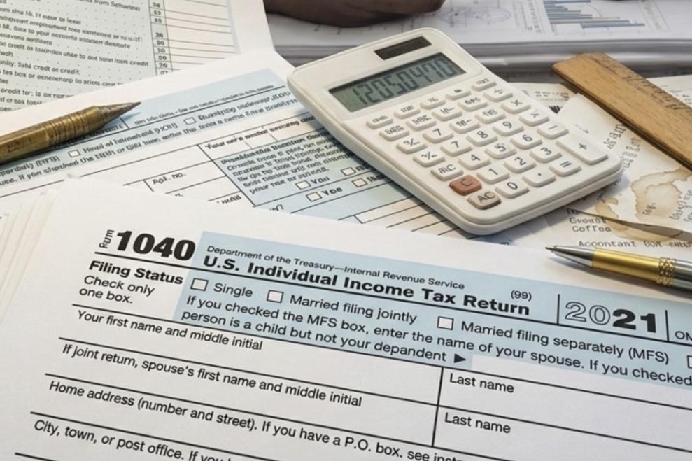 tax_season_documents_image