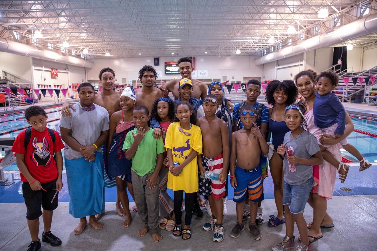 Howard University Swim Team Make A Splash While Hosting Swimming Lessons For Black And Latino 0580