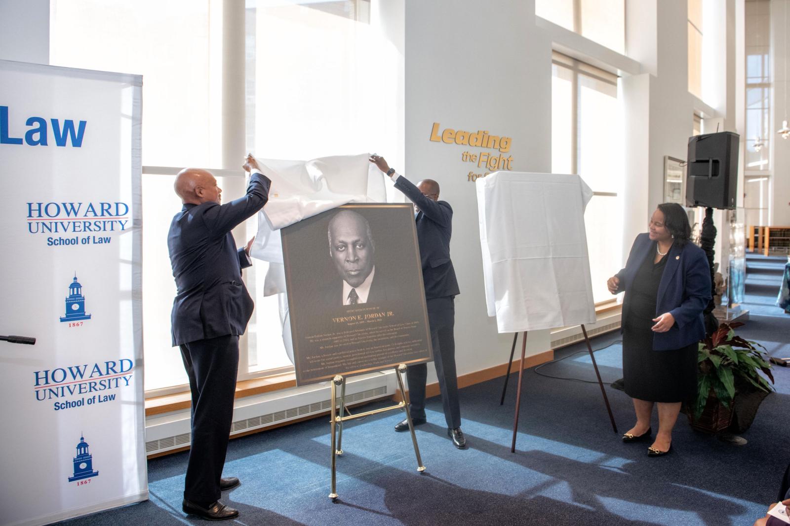 unveiling of photo of Vernon E Jordan at Howard Law library