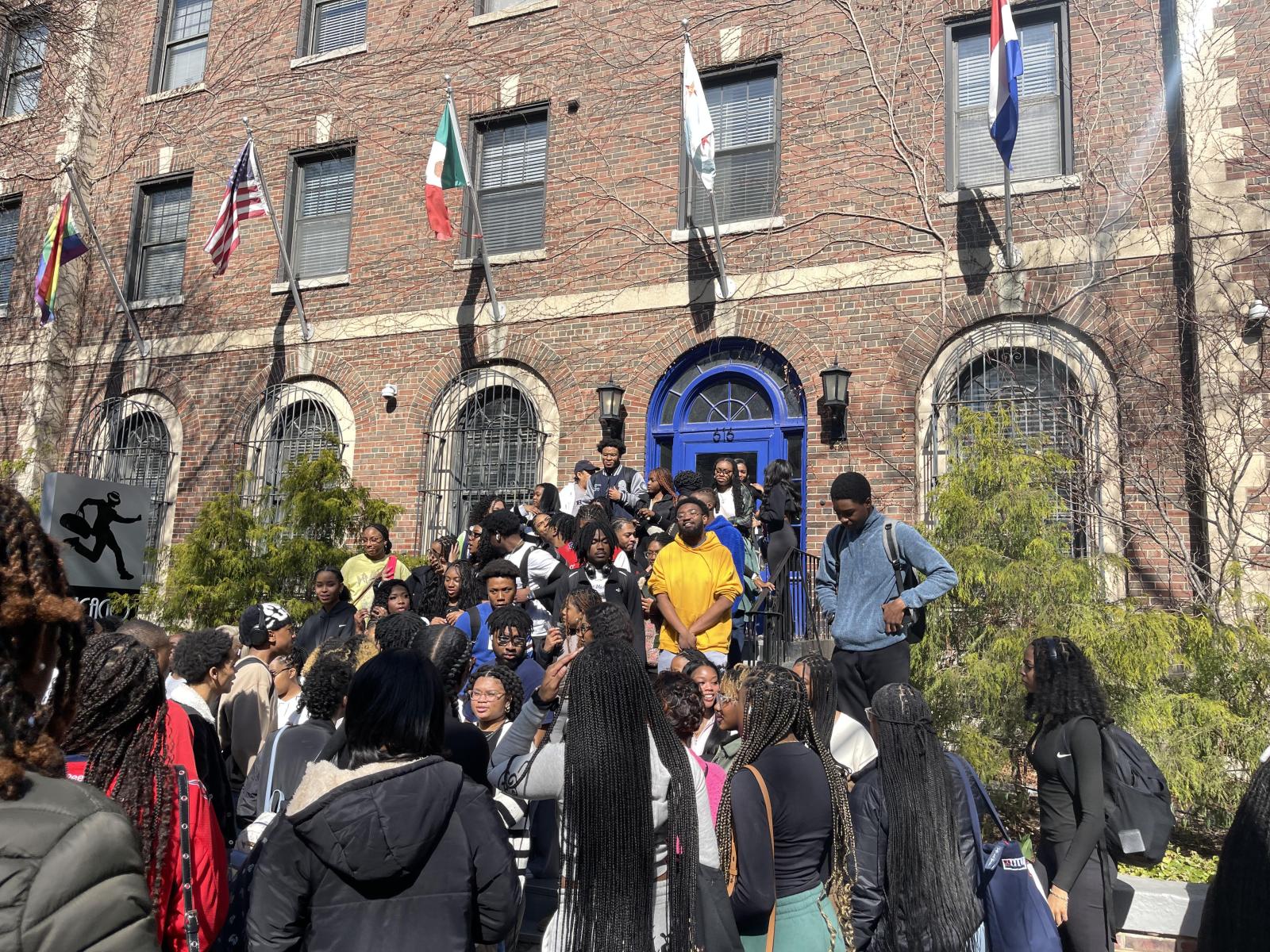Students convene outside their lodging before a full day of volunteering in the community. Source: Autumn Coleman