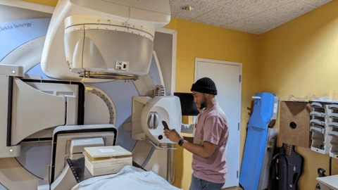 Howard University Medical Physics Program Receives Accreditation, Celebrates First Graduate Howard University Medical Physics Program Receives Accreditation, Celebrates First Graduate