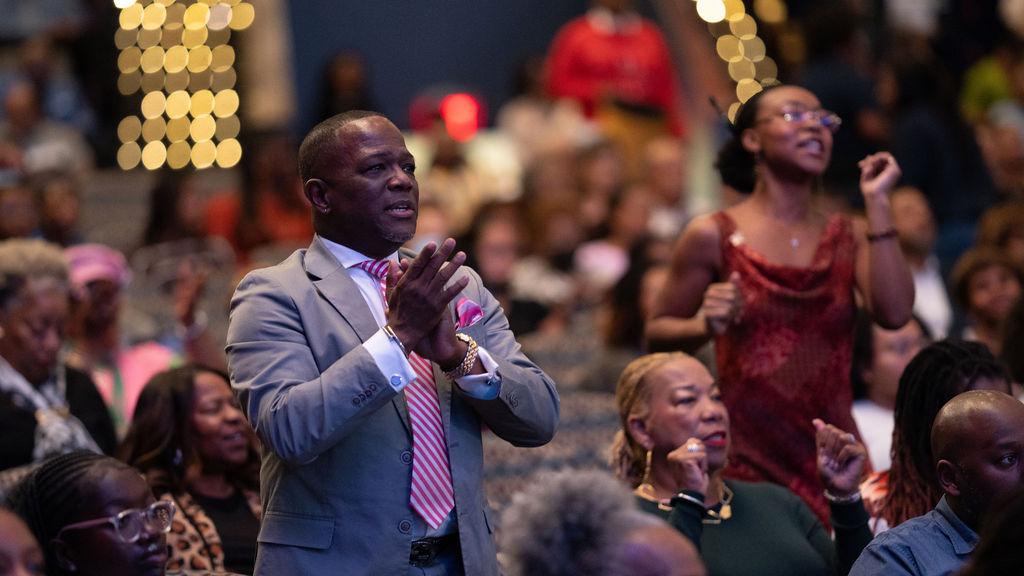 At Sunday’s Call to Chapel, attendees become invigorated by the sermon from Rev. Dr. Frederick D. Haynes III, senior pastor Dallas' Friendship-West Baptist Church. 