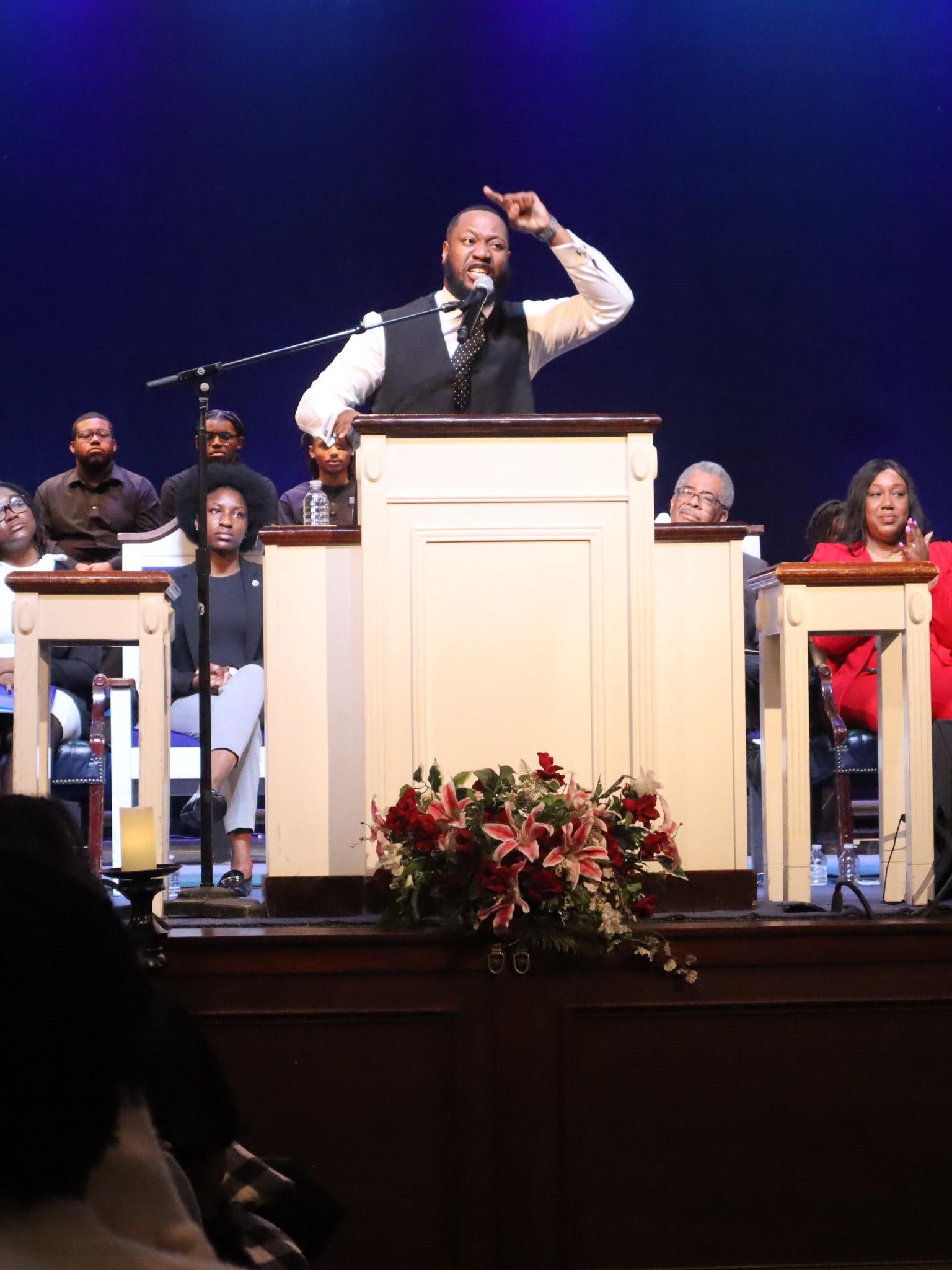 Rev. Cecil Duffie at 1/12 Chapel Service