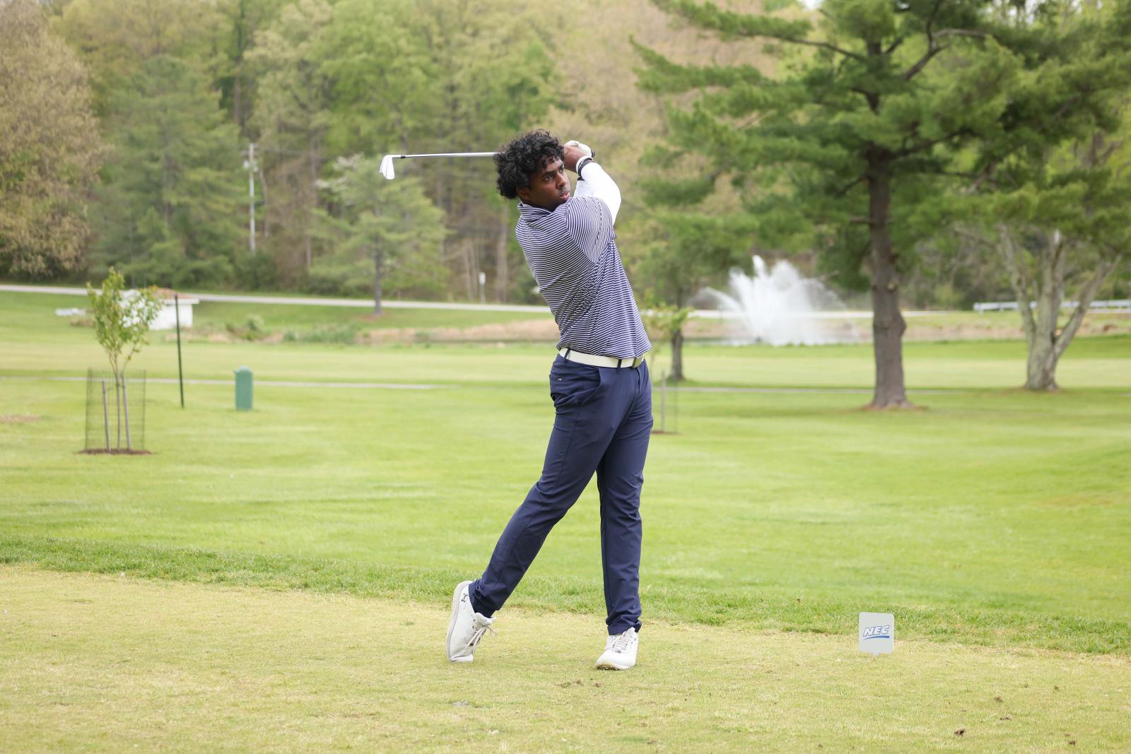 Bear Huff Men's Golf Team Player