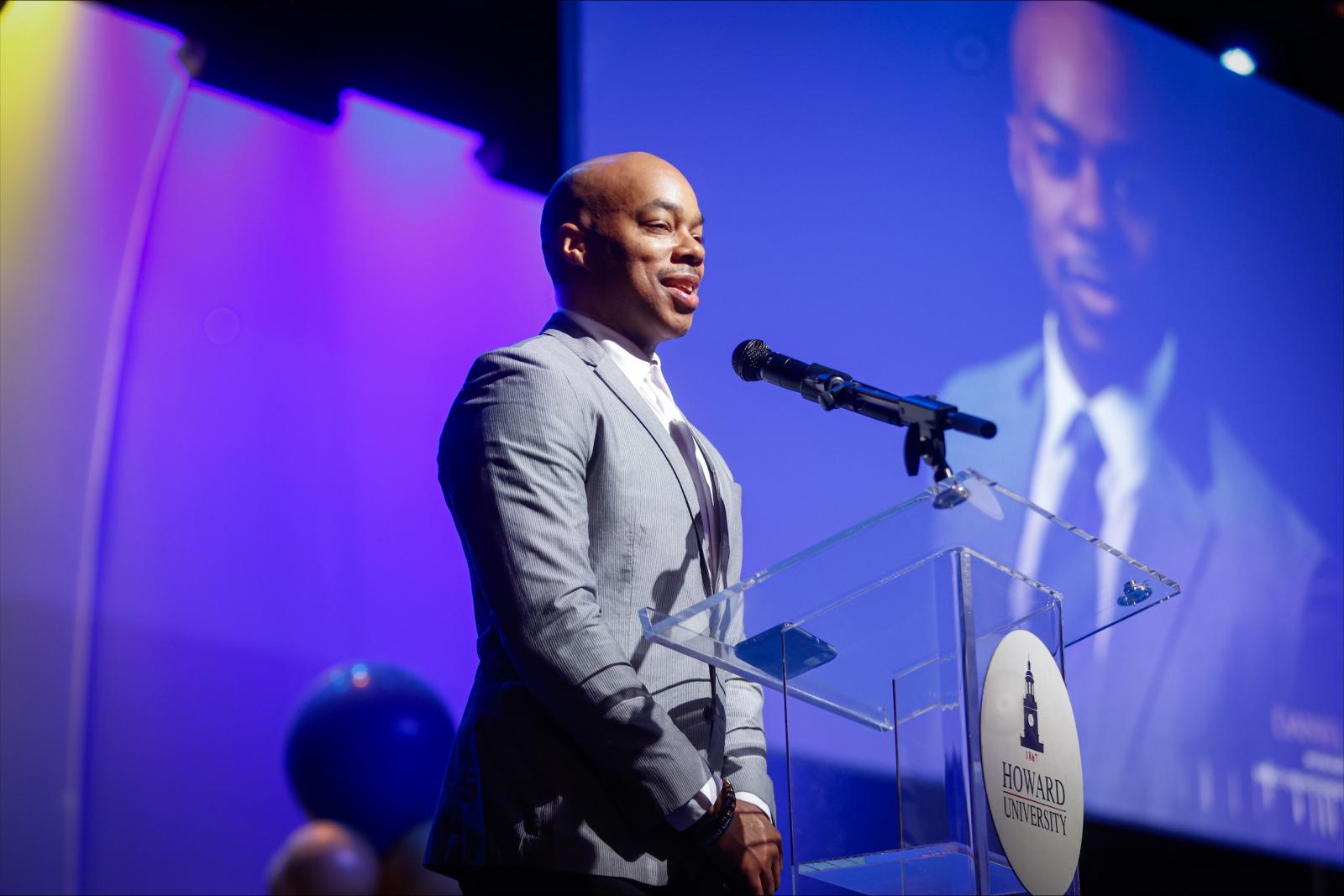 Daniel K Shannon Blue Carpet Awards