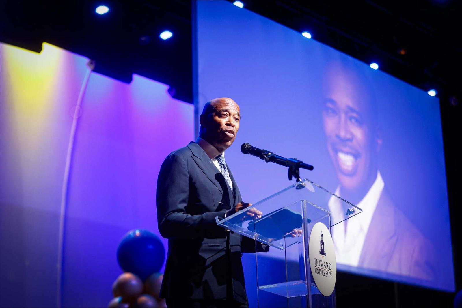 Kery Davis Blue Carpet Awards