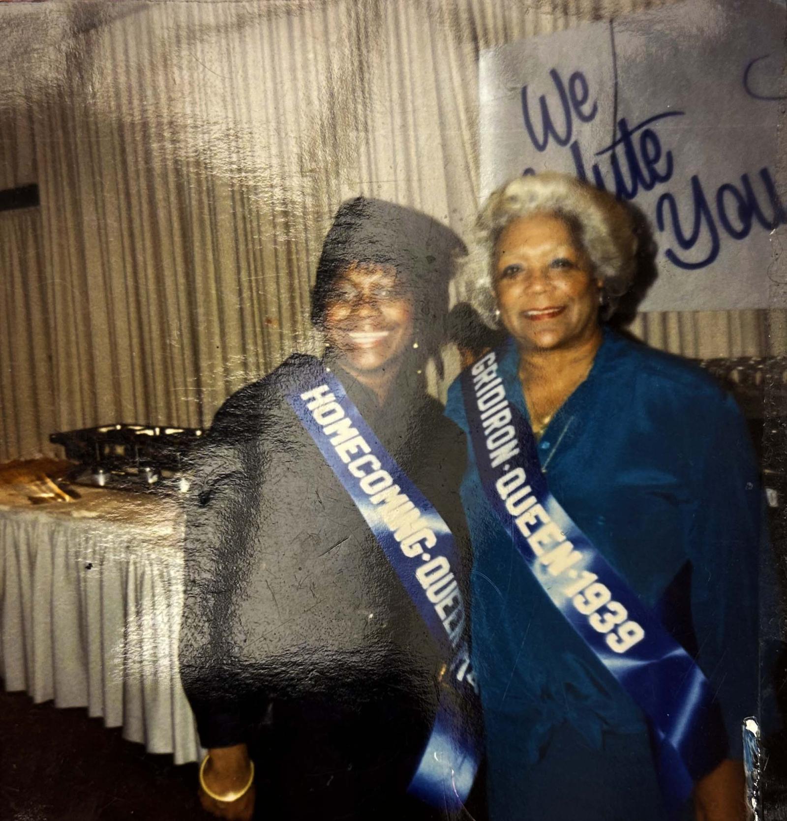 Ms Howards '76 and '39