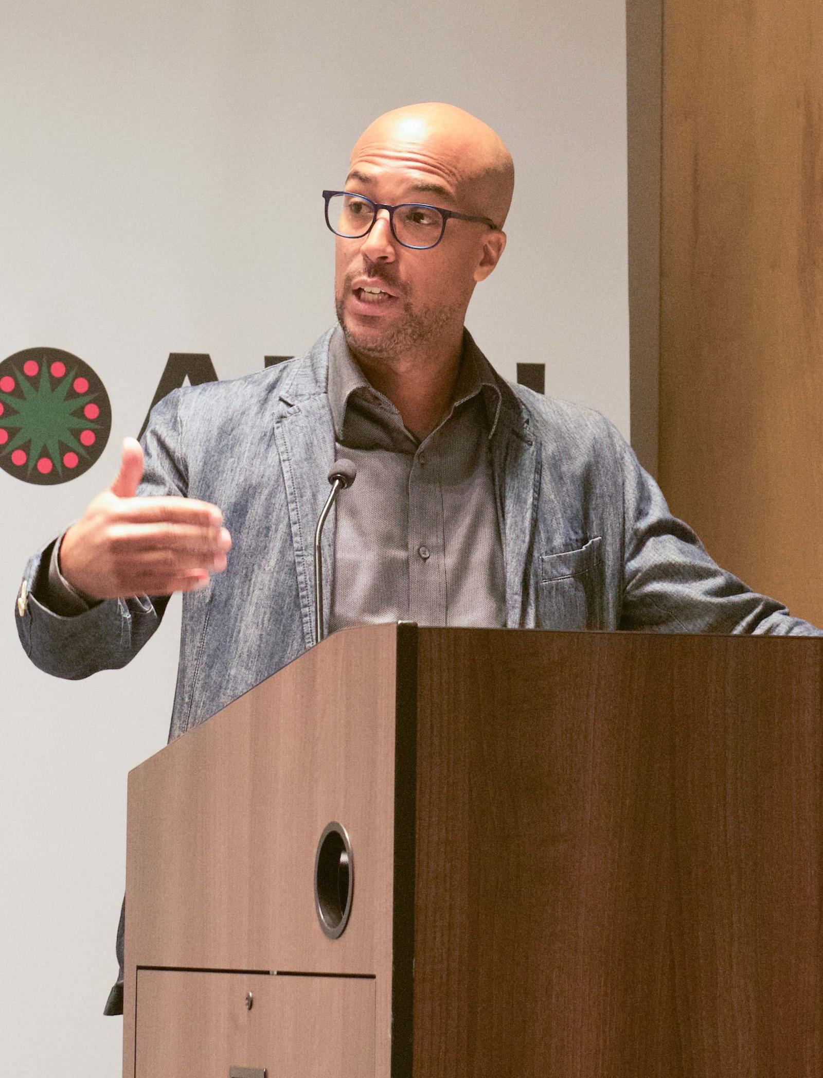 Benjamin Talton at the AHRI conference