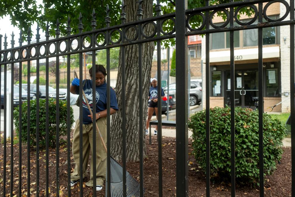 Howard student at Access Housing Inc. wearing Student Veterans of America shirt on Sept. 10 for 9/11 remembrance